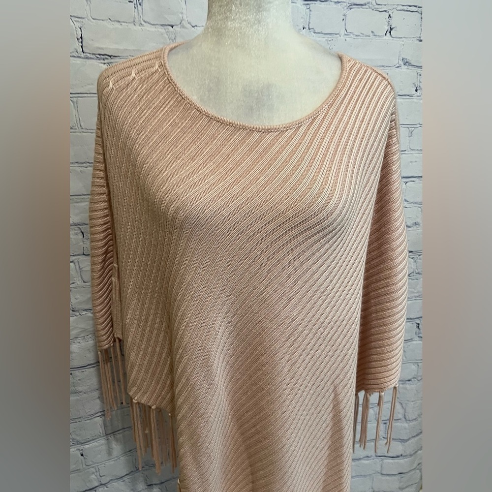 Chico’s Women's SOFT Pink Poncho Fringe Western Boho Sweater One Size - Picture 2 of 6
